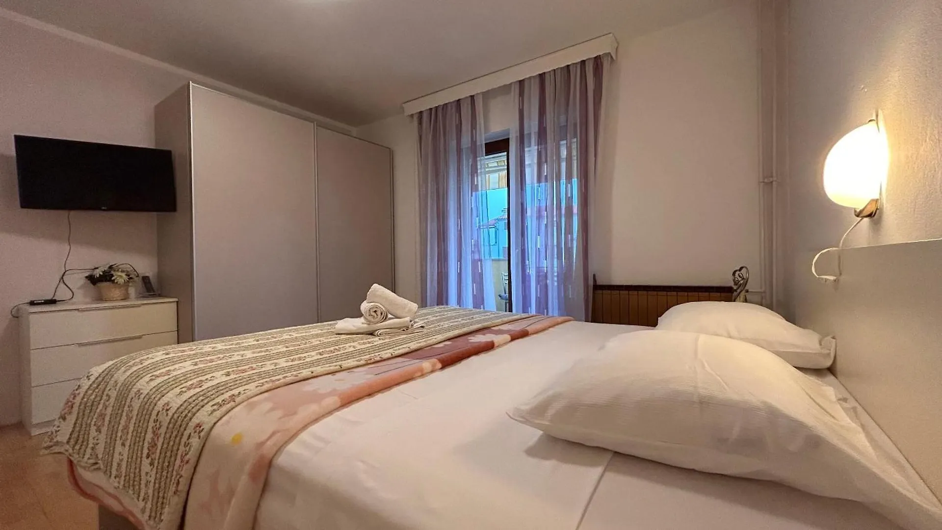 Apartments Marija Novigrad  Croatia