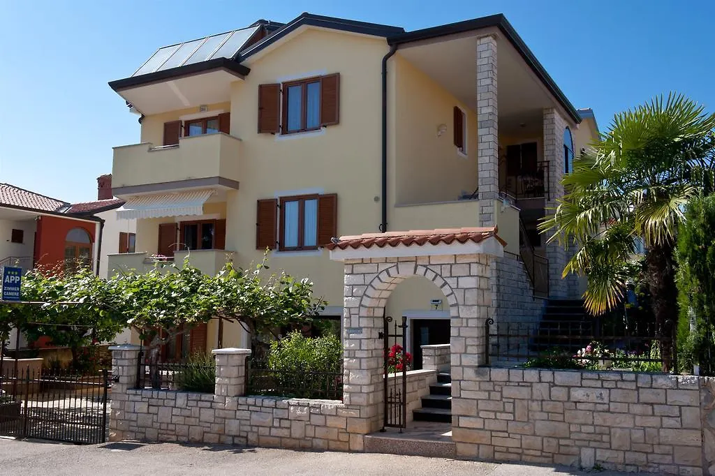 Apartments Marija Novigrad