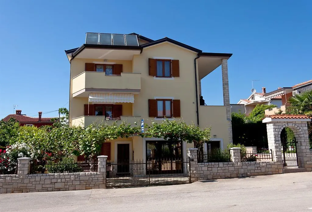 Apartments Marija Novigrad  Novigrad (Istria)